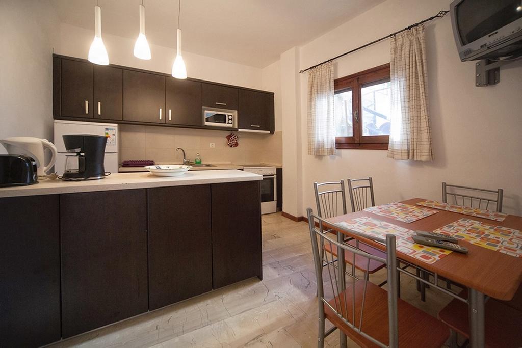 Joanna Sea View Apartments Барбати Стая снимка