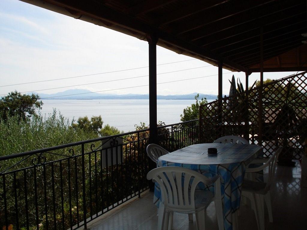 Joanna Sea View Apartments Барбати Стая снимка