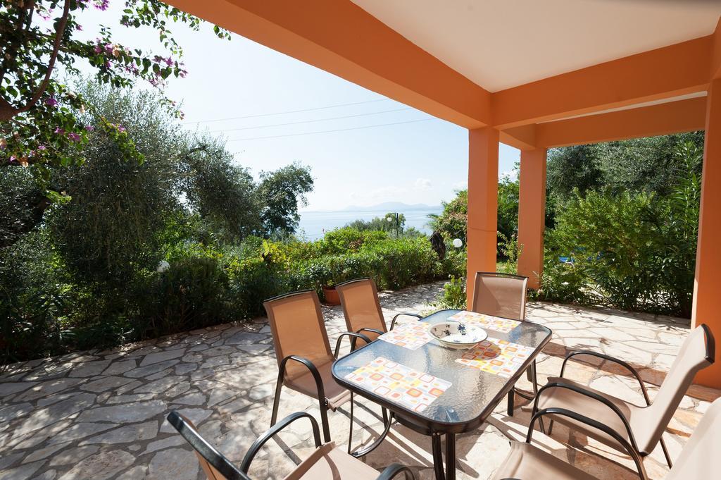 Joanna Sea View Apartments Барбати Екстериор снимка